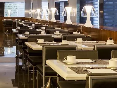 Ac Hotel Irla By Marriott Barcelona