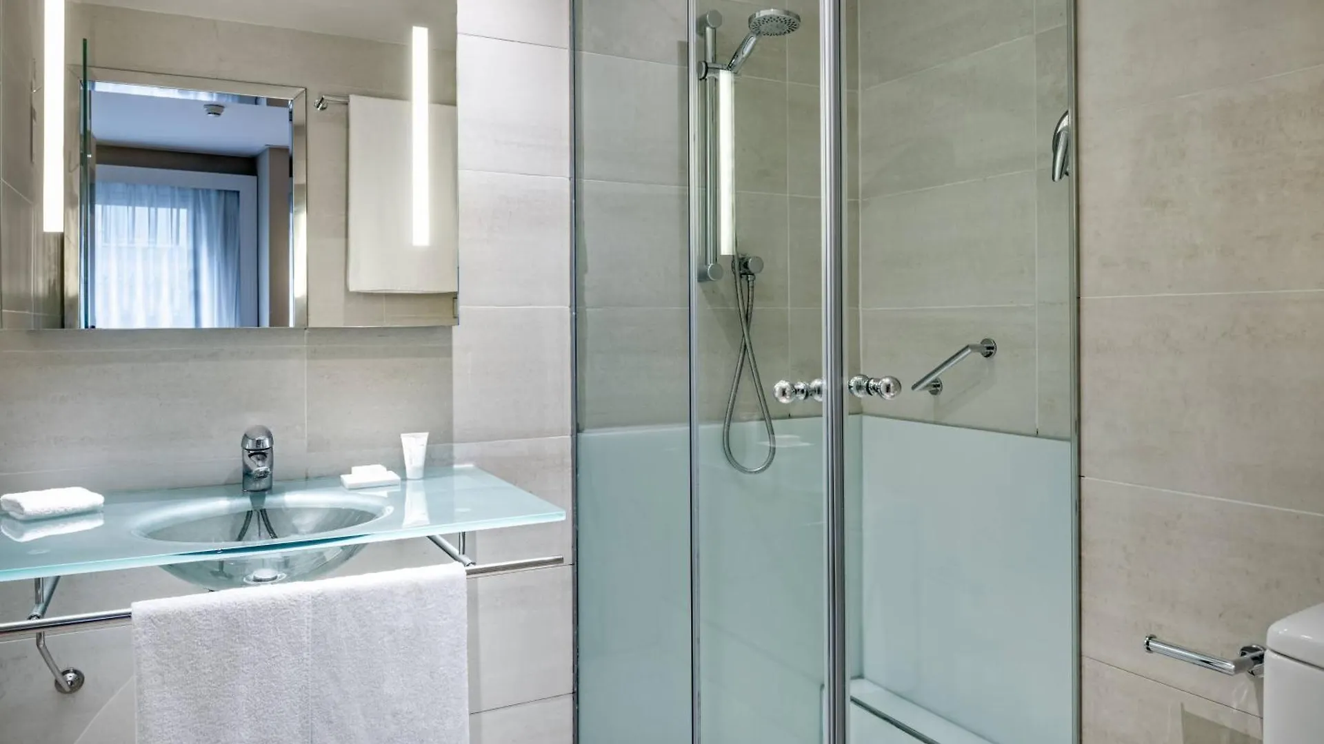Ac Hotel Irla By Marriott Barcelona