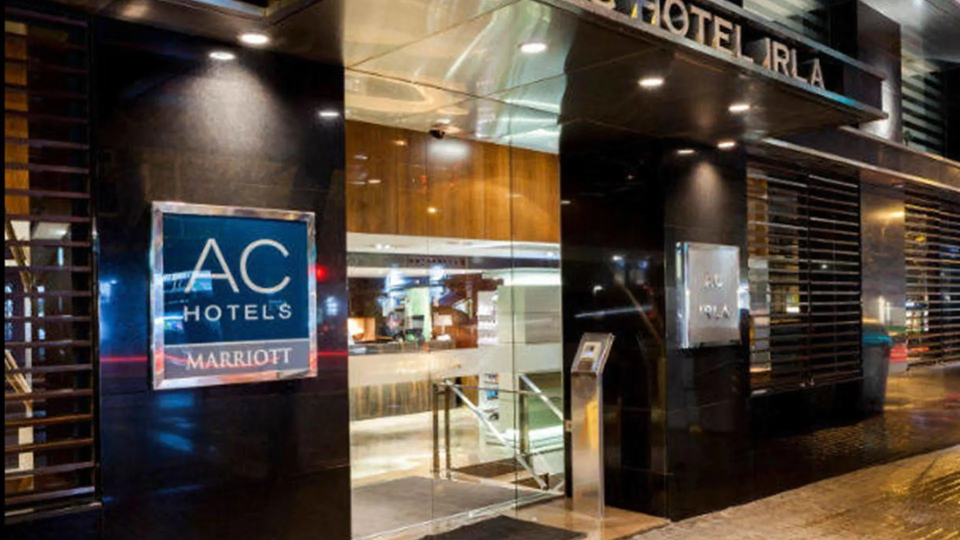 Ac Hotel Irla By Marriott Barcelona 3*,